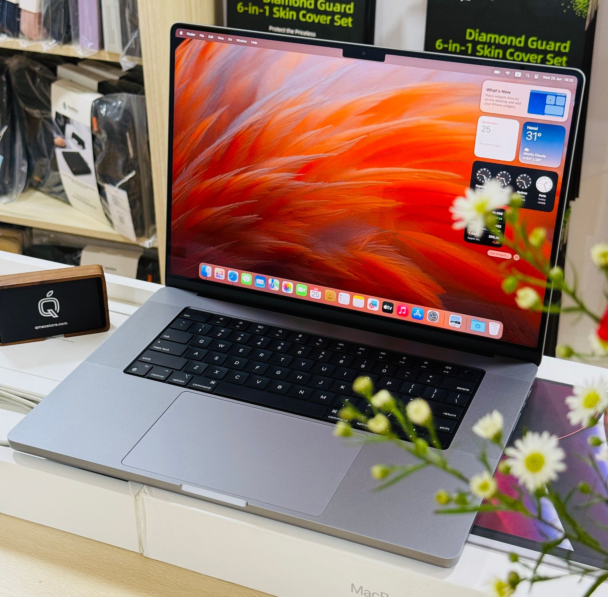 blog-mbp16m2-1.jpg