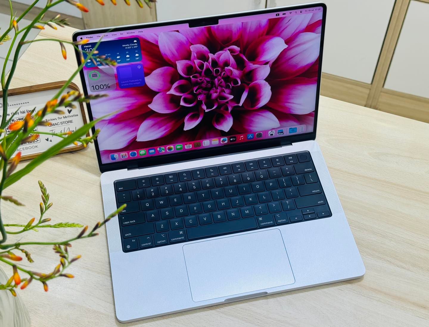 seoarticle-mbp142021-silver-1.jpg