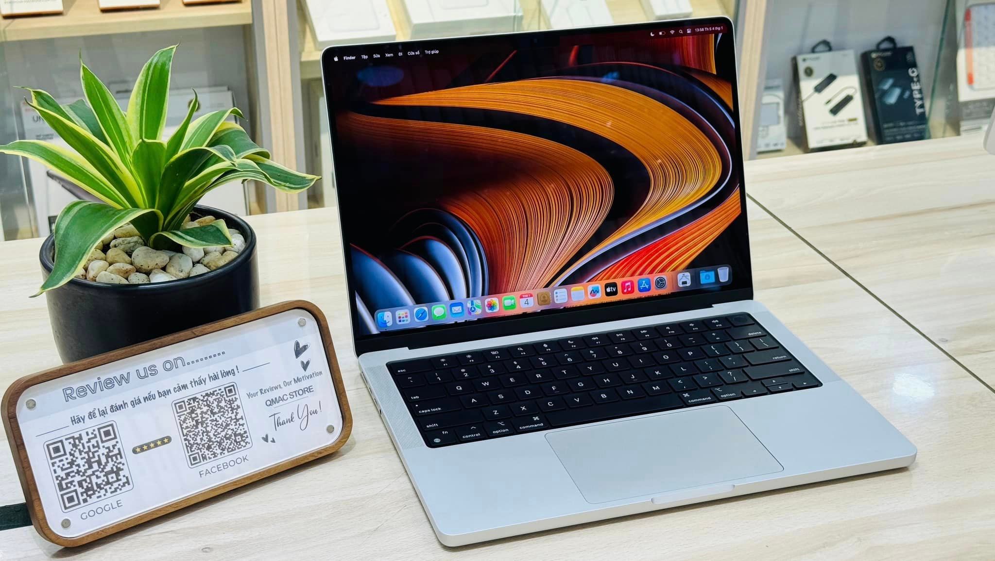 seoarticle-mbp142021-silver-2.jpg