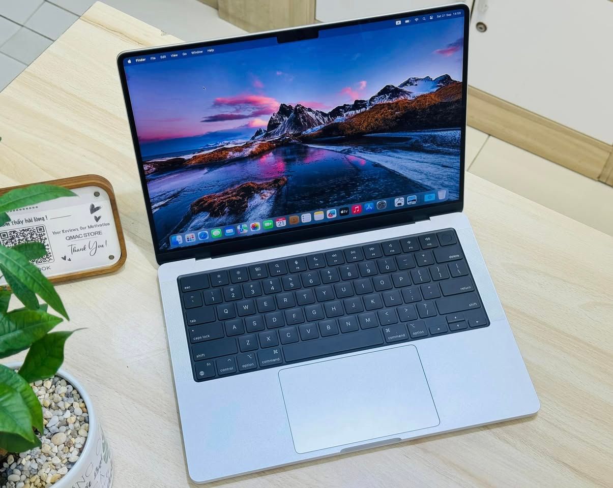seoarticle-mbp142023m2-silver-1.jpg