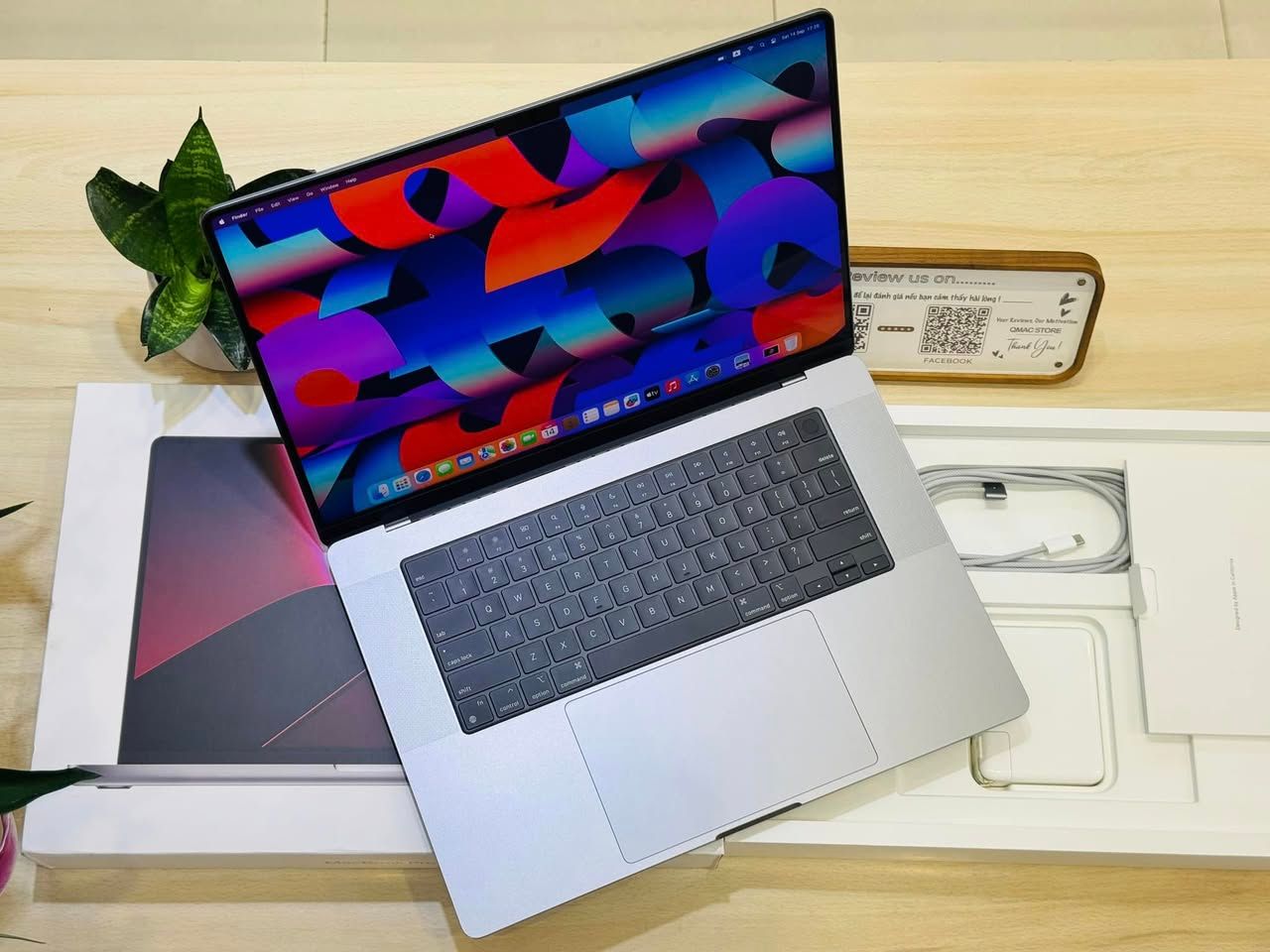 seoarticle-mbp162023m2-gray-1.jpg